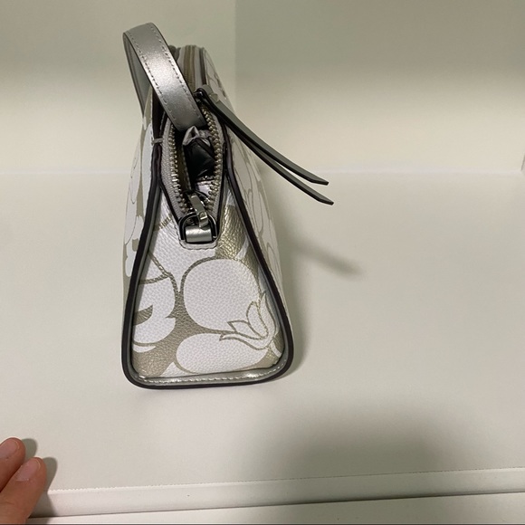 Kate Spade Crossbody - Picture 4 of 15